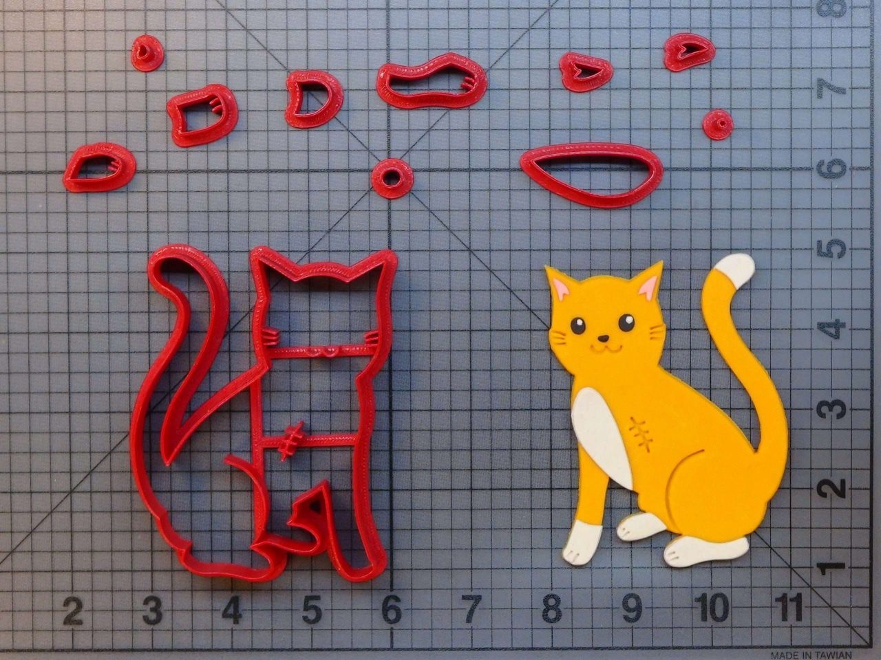 Three Legged Cat 266-A430 Cookie Cutter Set