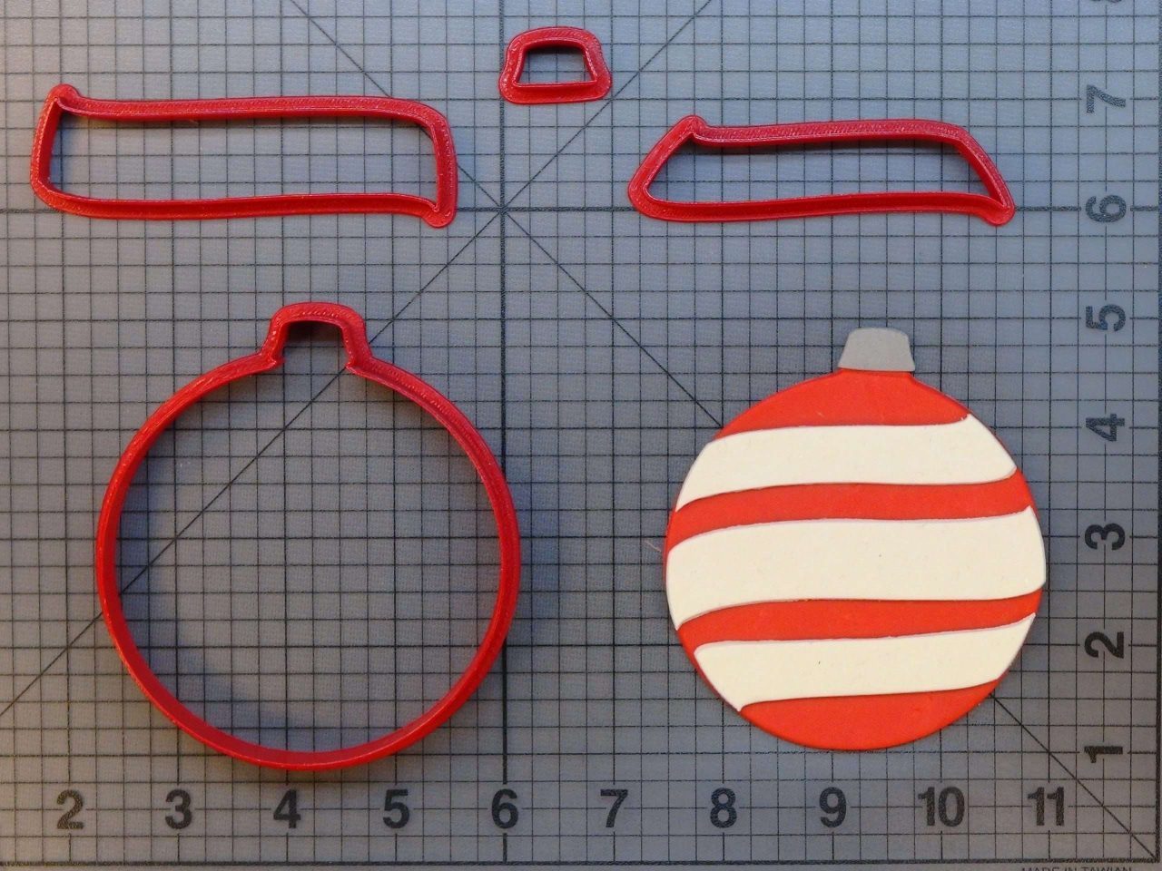 USA Christmas Ornament 266-A388 Cookie Cutter Set