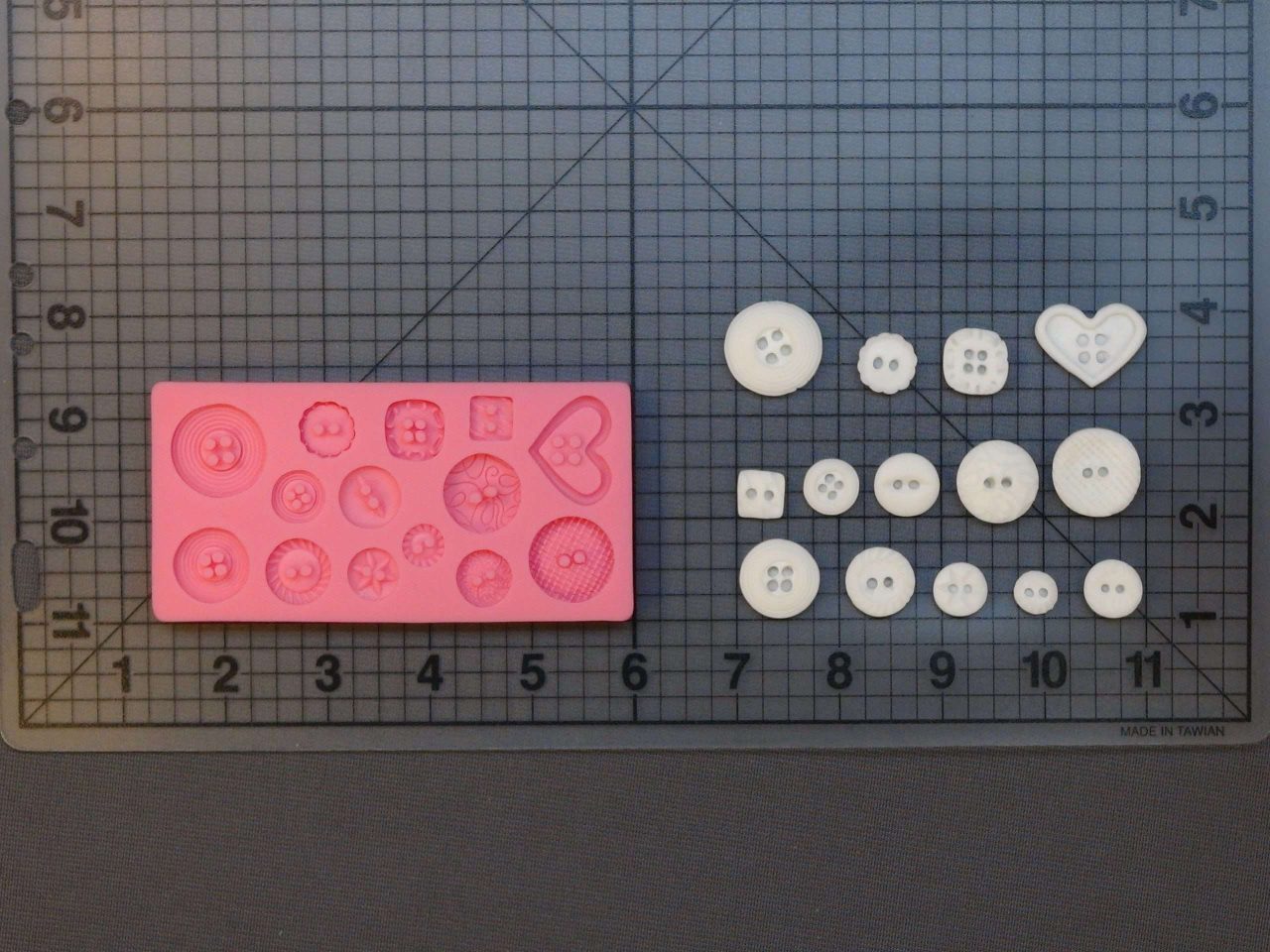 Button 1080 Silicone Mold