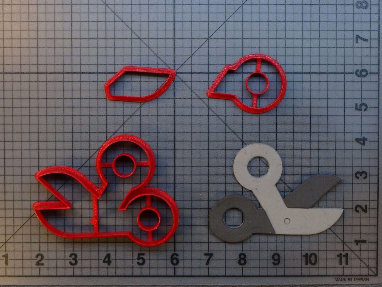 Surgical Scissors 266-A521 Cookie Cutter Set
