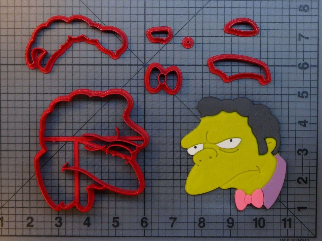 The Simpsons - Moe Szyslak 266-A496 Cookie Cutter Set