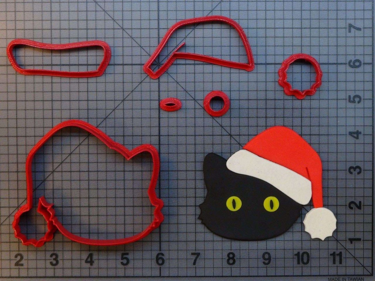 Christmas Cat 266-A561 Cookie Cutter Set