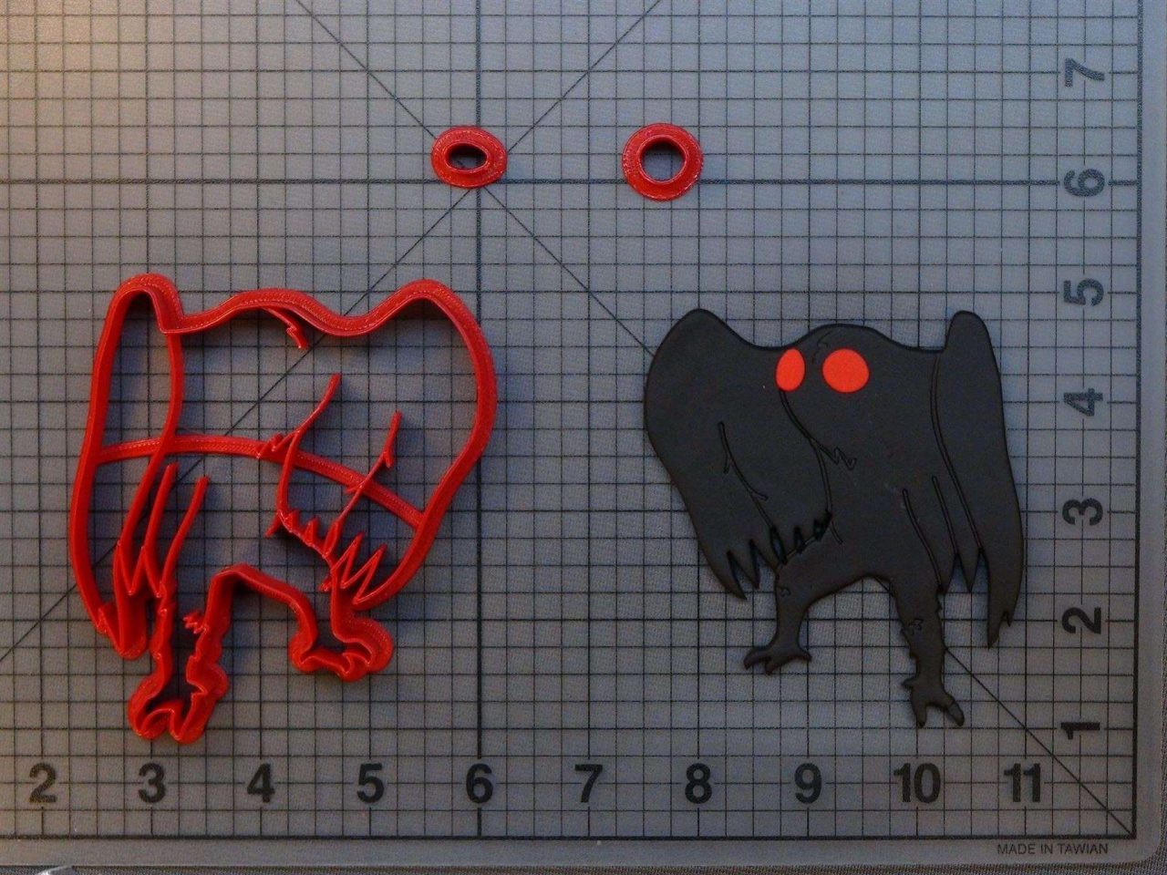Mothman 266-A630 Cookie Cutter Set