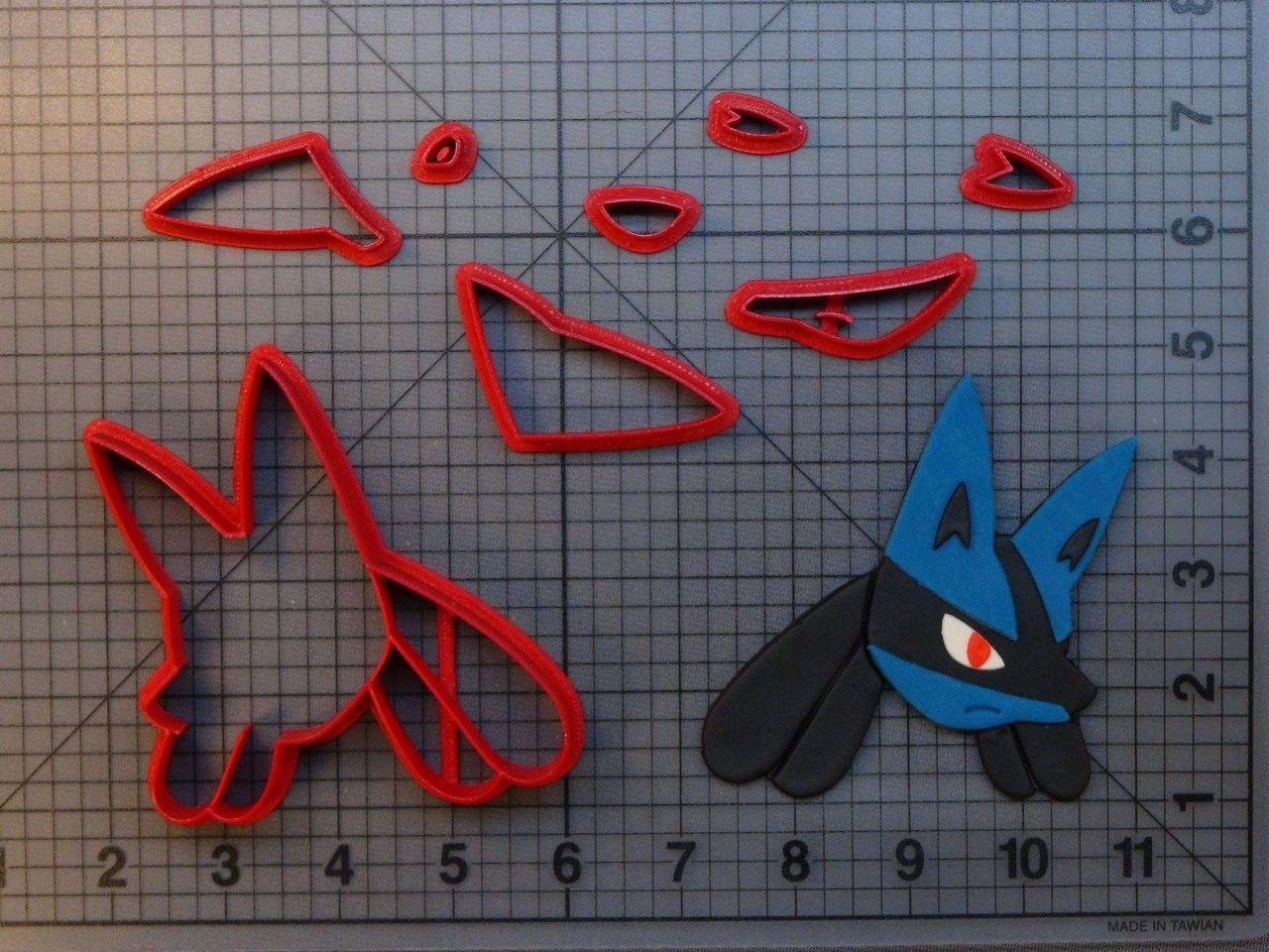 Pokemon - Lucario 266-A589 Cookie Cutter Set