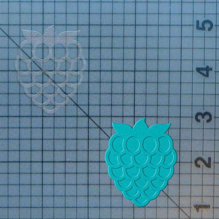 Raspberry 227-641 Cookie Cutter and Acrylic Stamp - Image 4