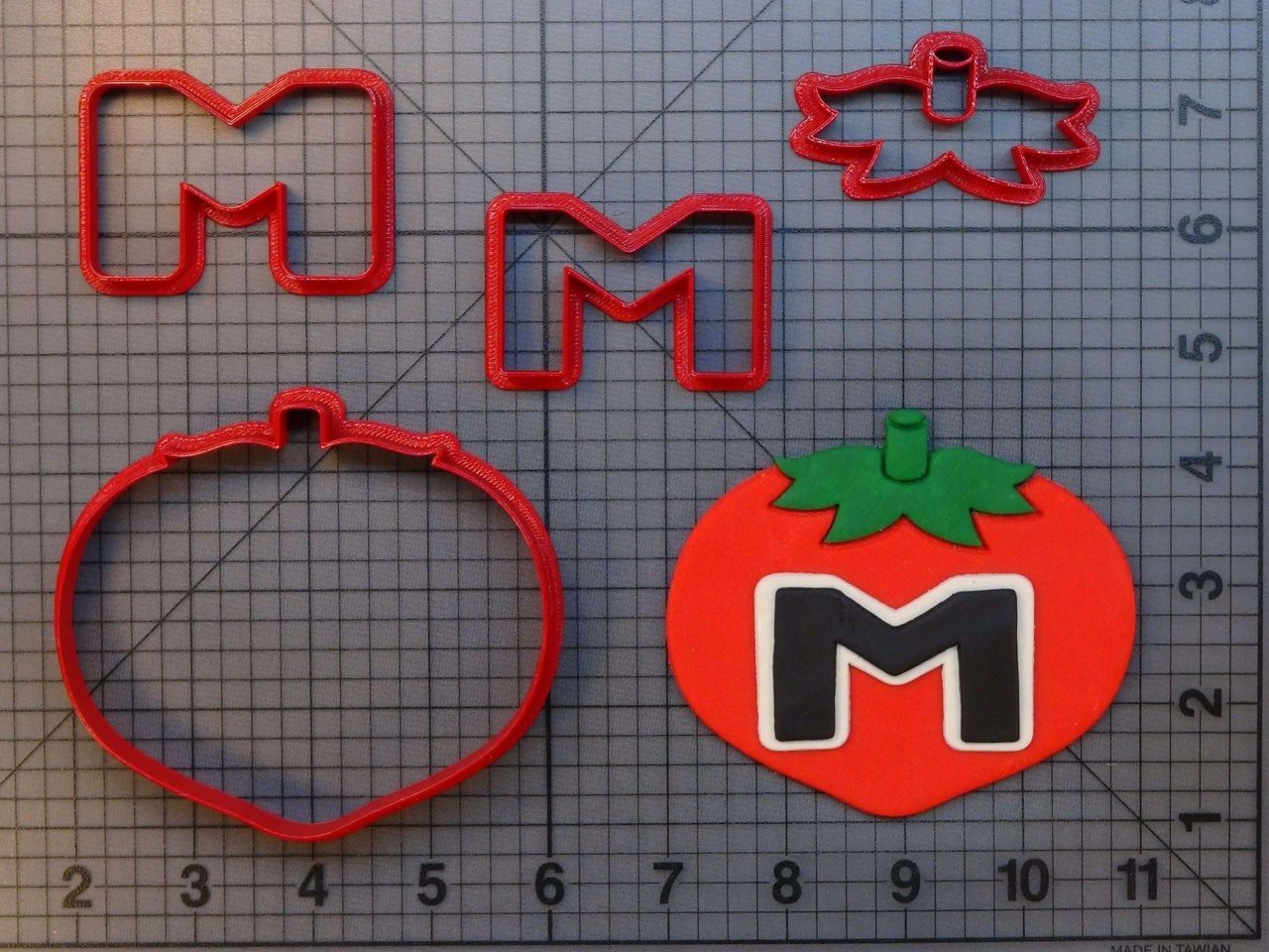 Super Smash Bros - Maxim Tomato 266-A599 Cookie Cutter Set