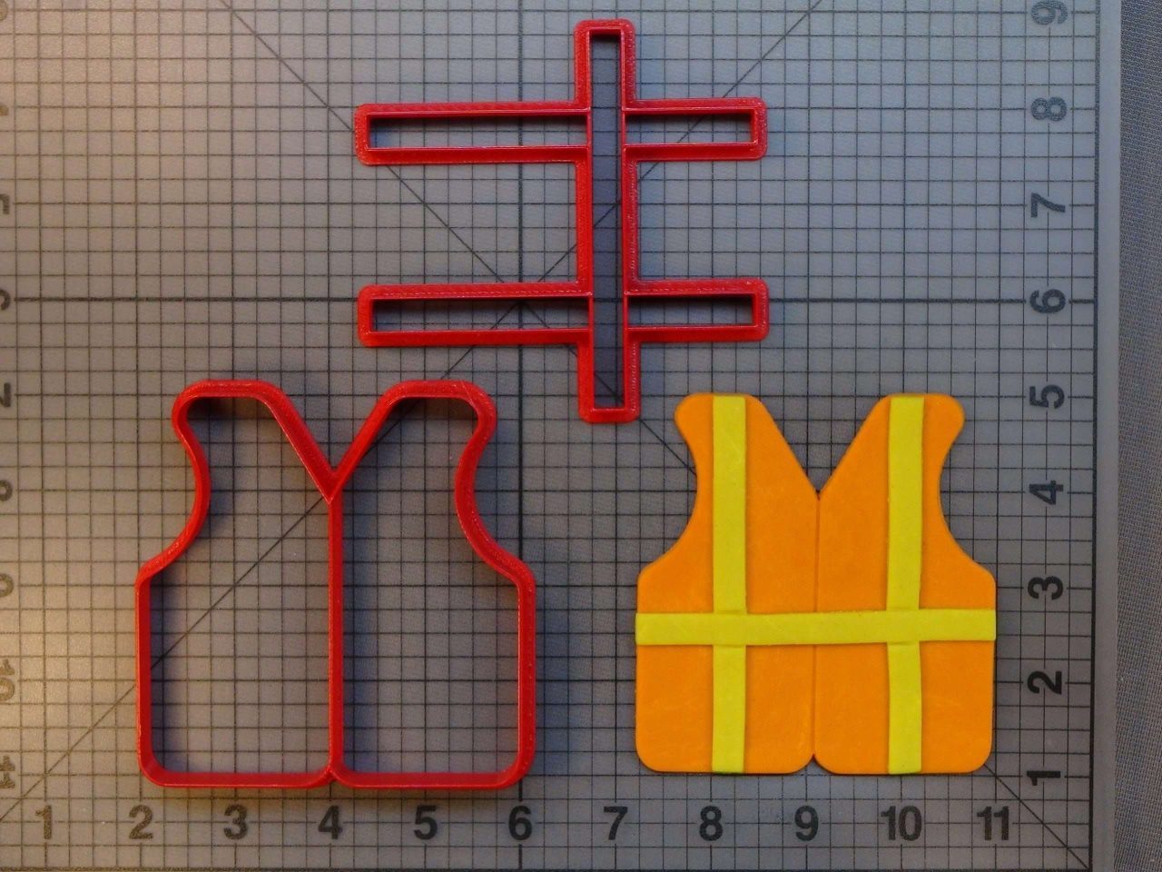 Construction Vest 266-A714 Cookie Cutter Set