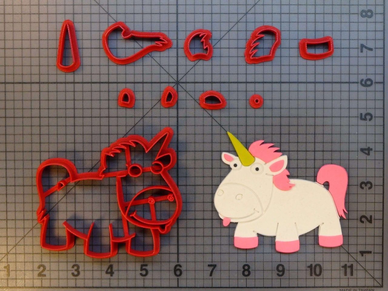 Despicable Me - Fluffy Unicorn 266-A764 Cookie Cutter Set