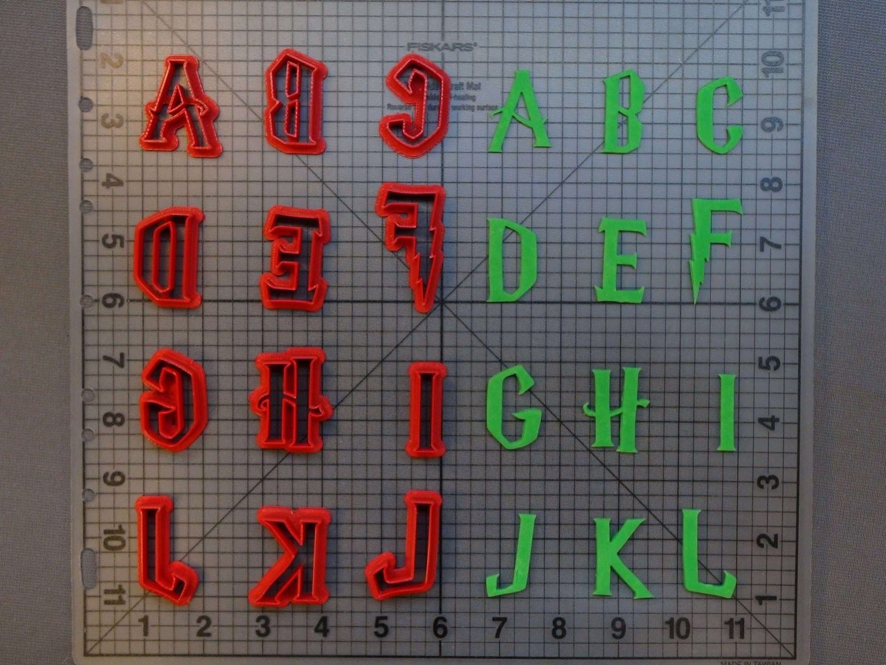 Harry Potter Font Uppercase 266-A869 Cookie Cutters (1)