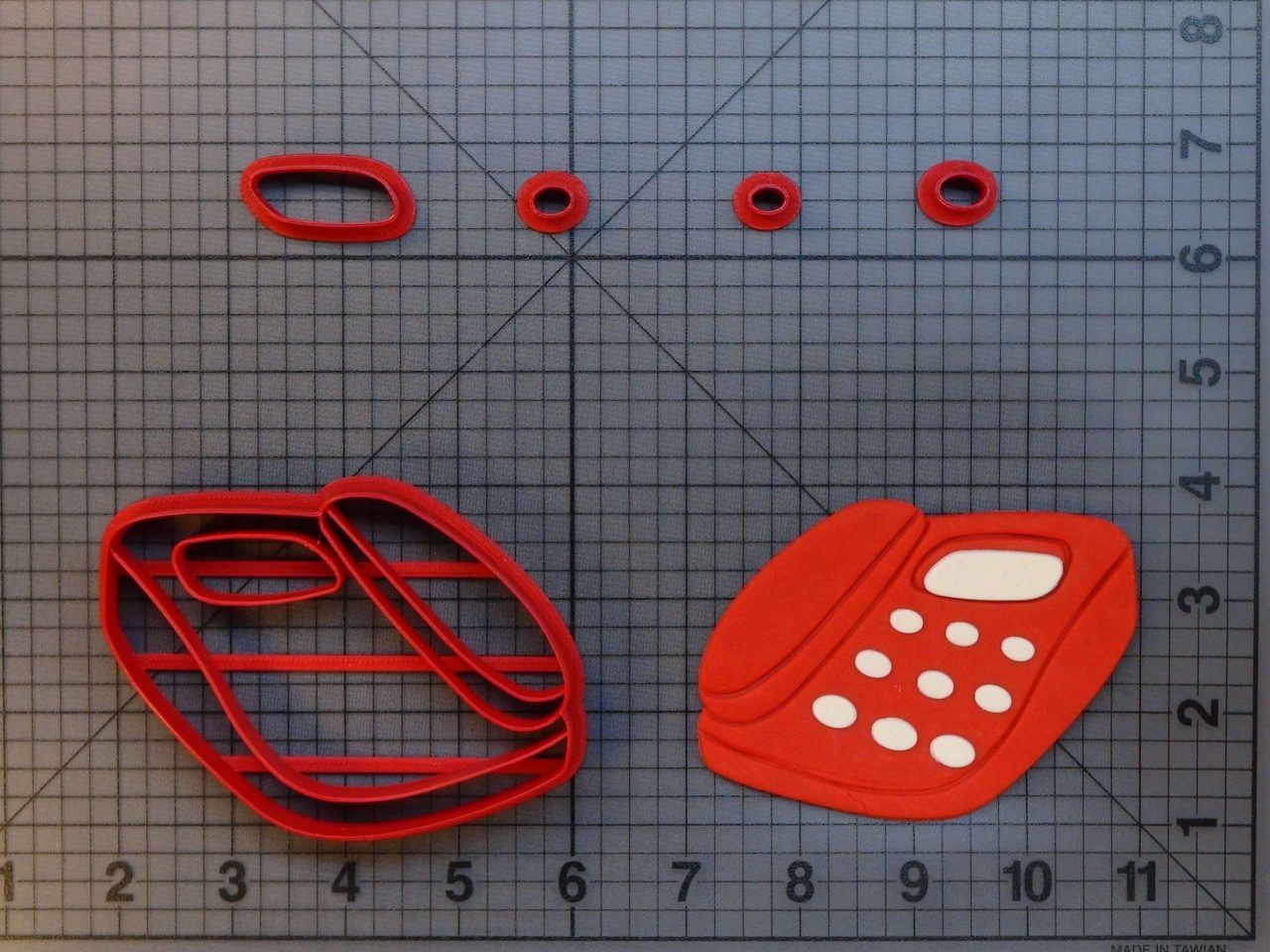 Home Phone 266-A864 Cookie Cutter Set