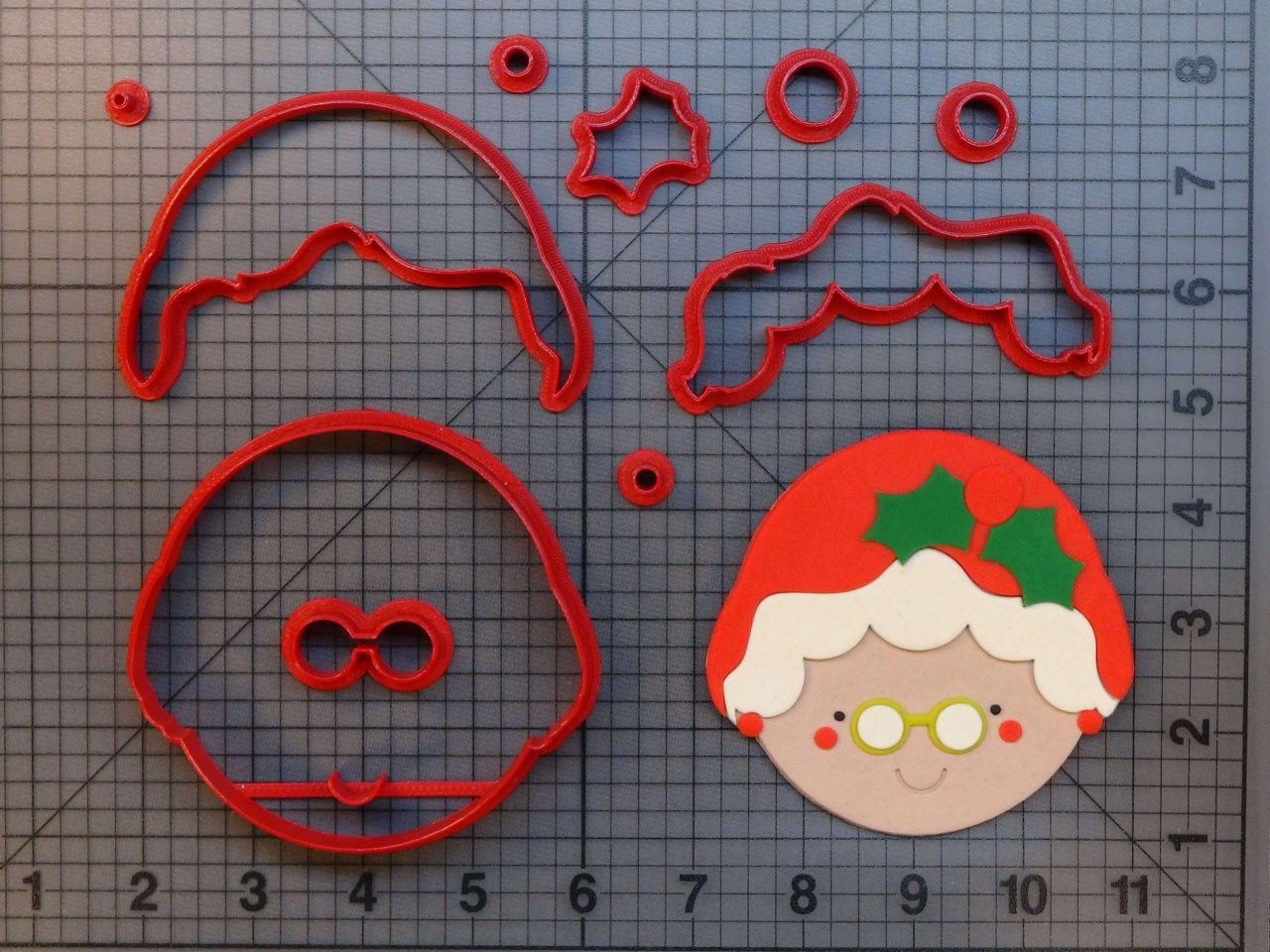Mrs.Claus 266-A720 Cookie Cutter Set