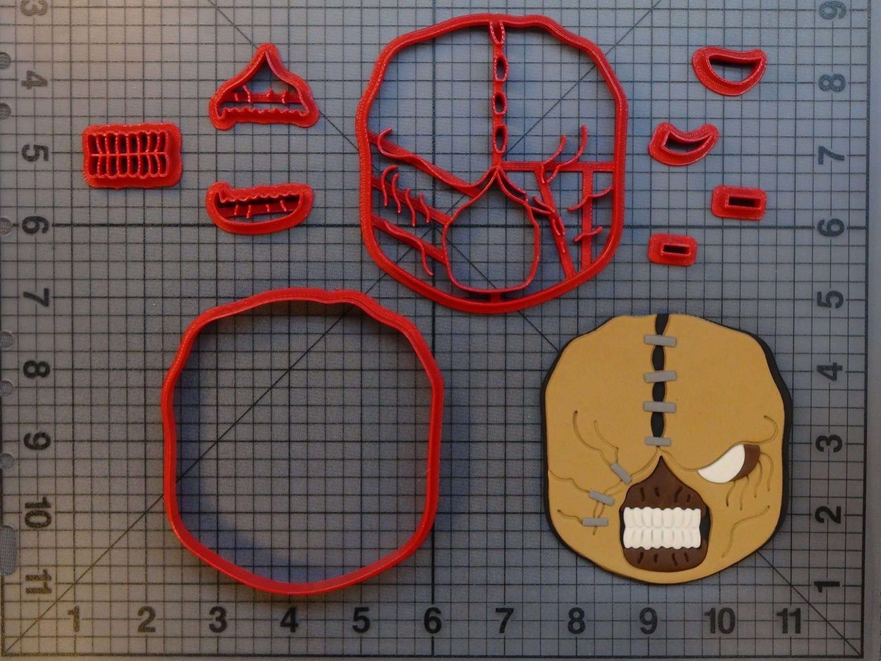 Resident Evil - Nemesis 266-A810 Cookie Cutter Set