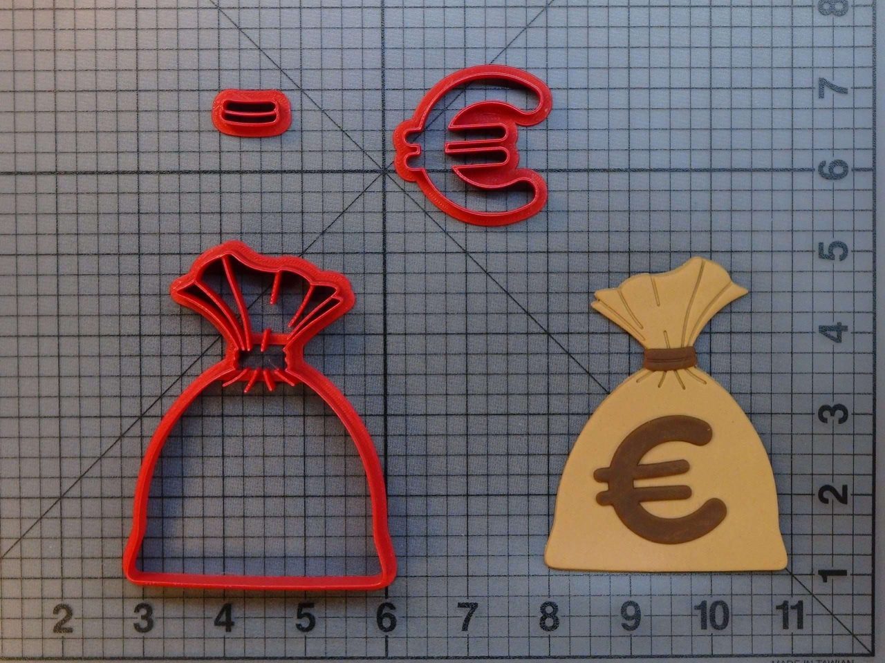 Euro Money Bag 266-A916 Cookie Cutter Set