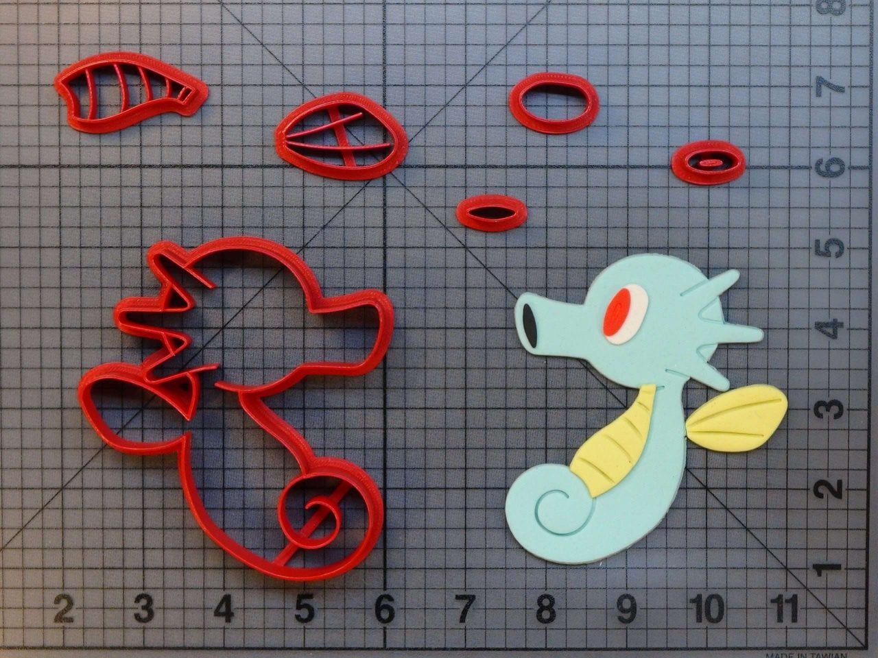 Pokemon - Horsea 266-A897 Cookie Cutter Set