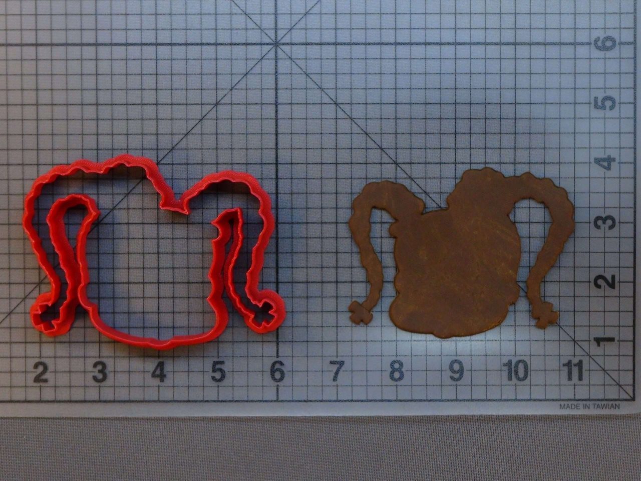 Rugrats - Susie 266-B071 Cookie Cutter