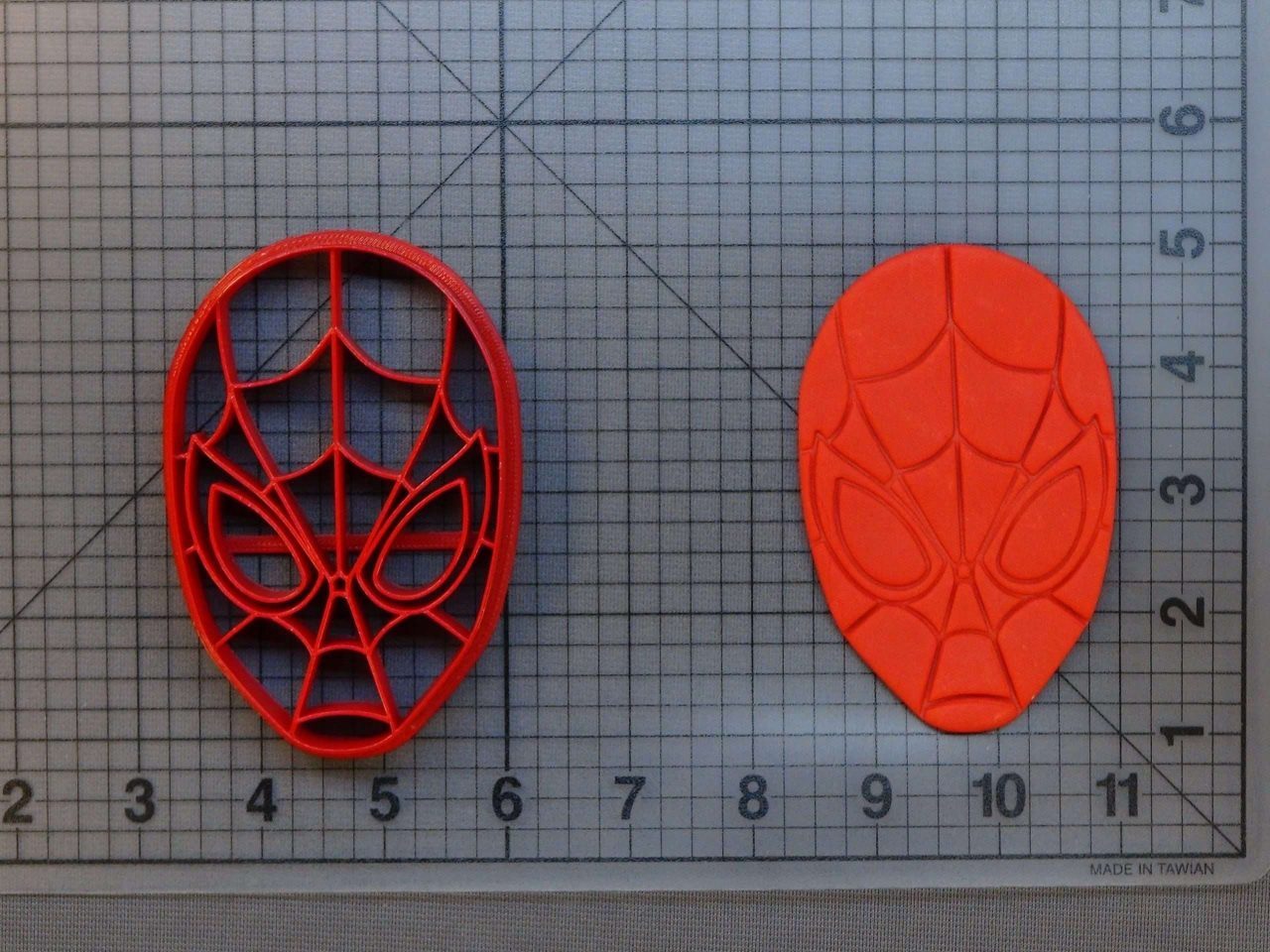 Spiderman 266-A945 Cookie Cutter