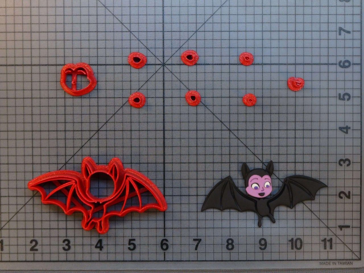 Vampirina - Bat 266-A999 Cookie Cutter Set