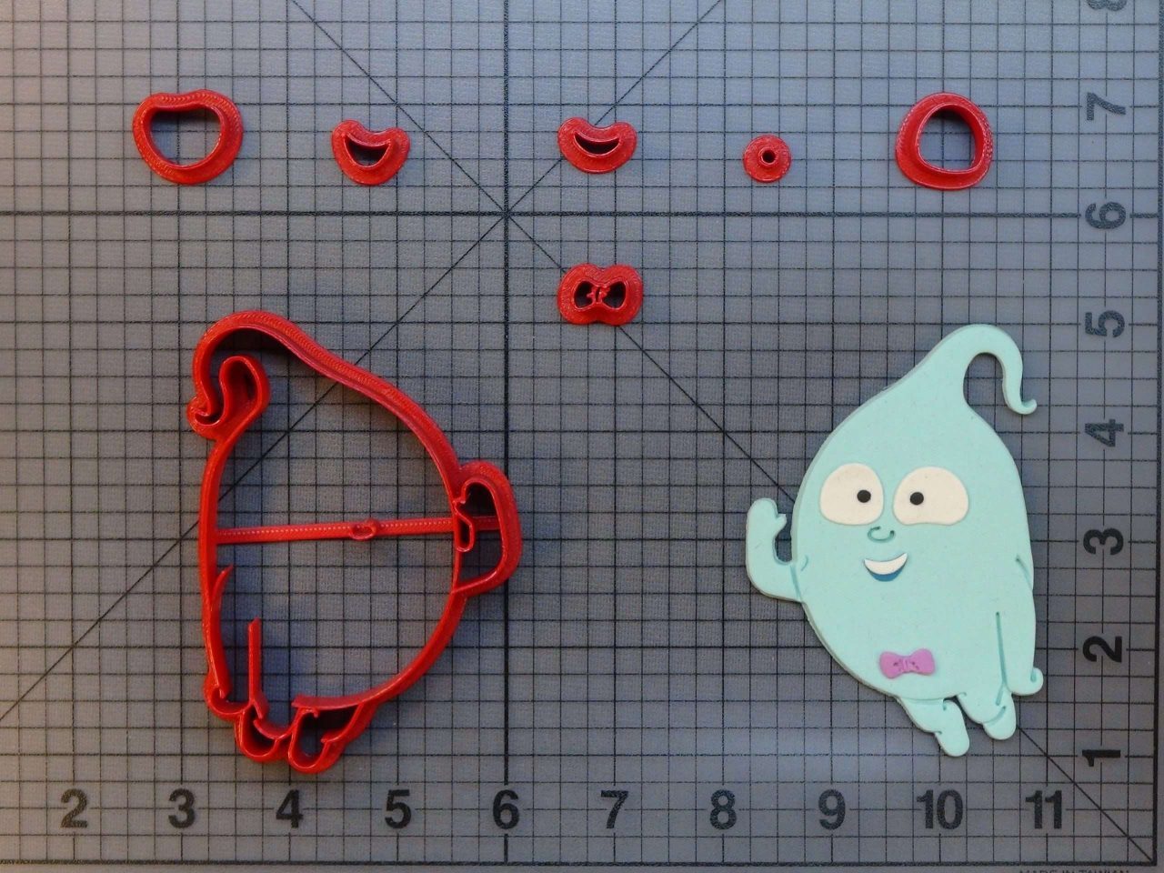 Vampirina - Demi 266-B002 Cookie Cutter Set