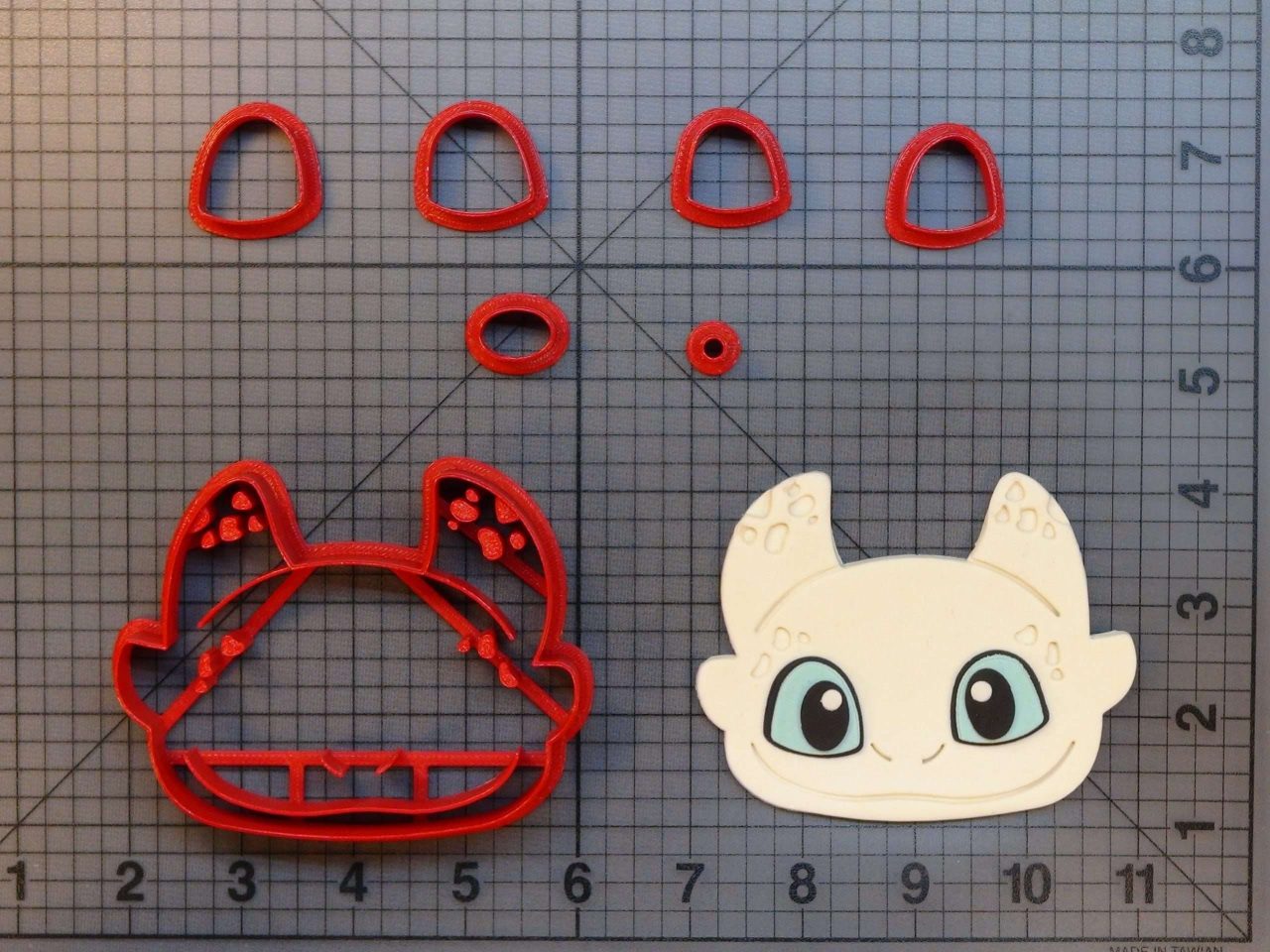 How To Train Your Dragon - Light Fury 266-B081 Cookie Cutter Set