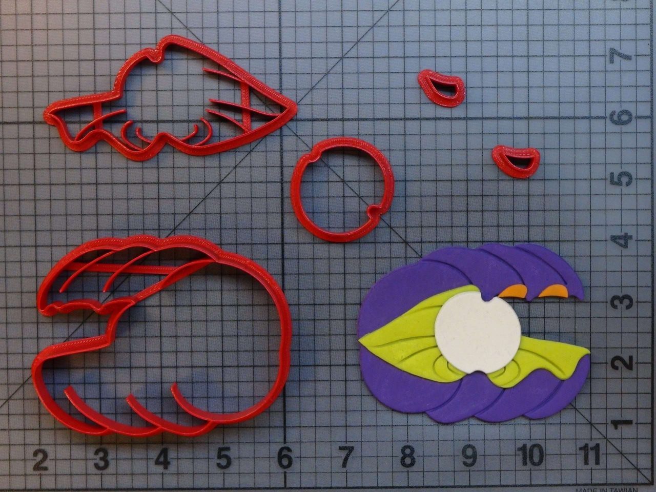 Oyster Pearl 266-B052 Cookie Cutter Set