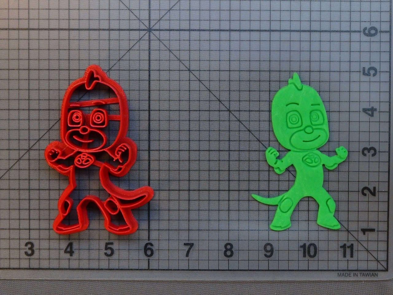 PJ Masks - Gekko 266-B030 Cookie Cutter