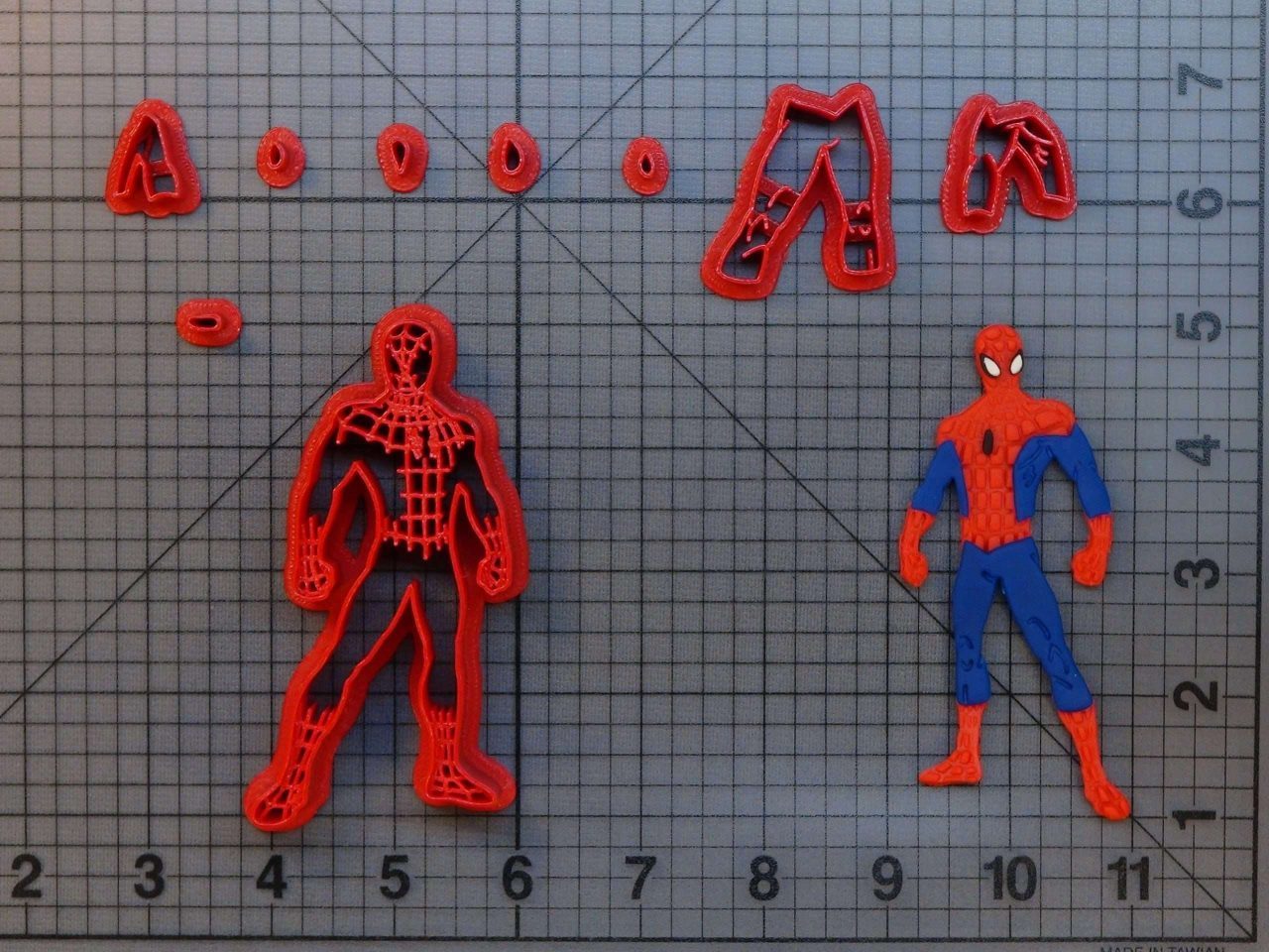 Spiderman - Full Body 266-B007 Cookie Cutter Set