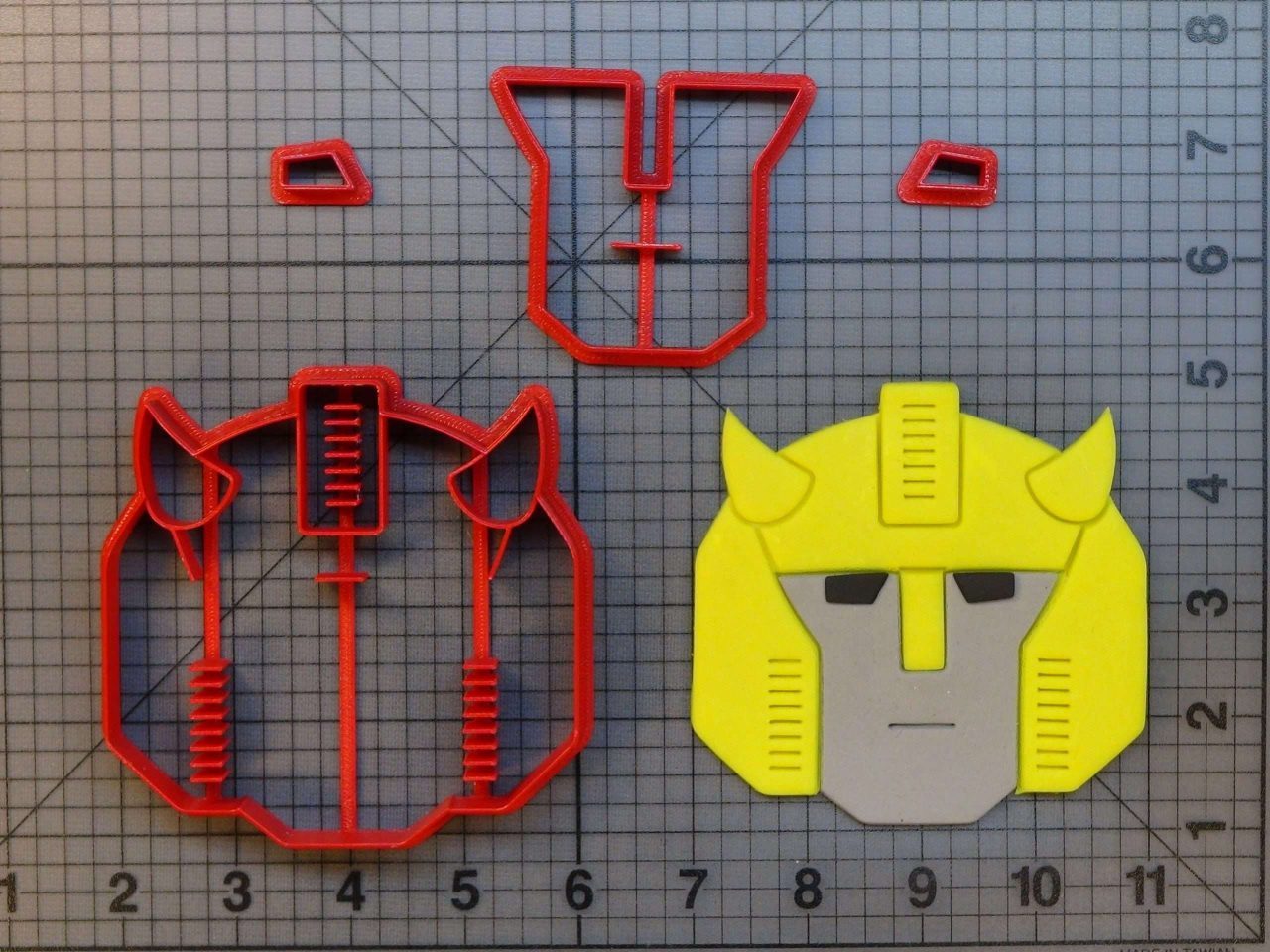 Transformers - Bumblebee 266-B010 Cookie Cutter Set