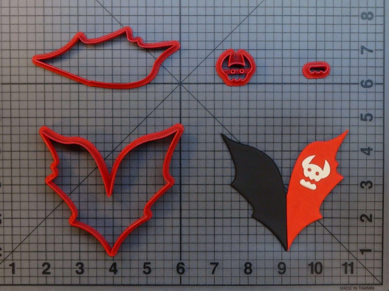 How to Train Your Dragon - Toothless Tail 266-B229 Cookie Cutter Set
