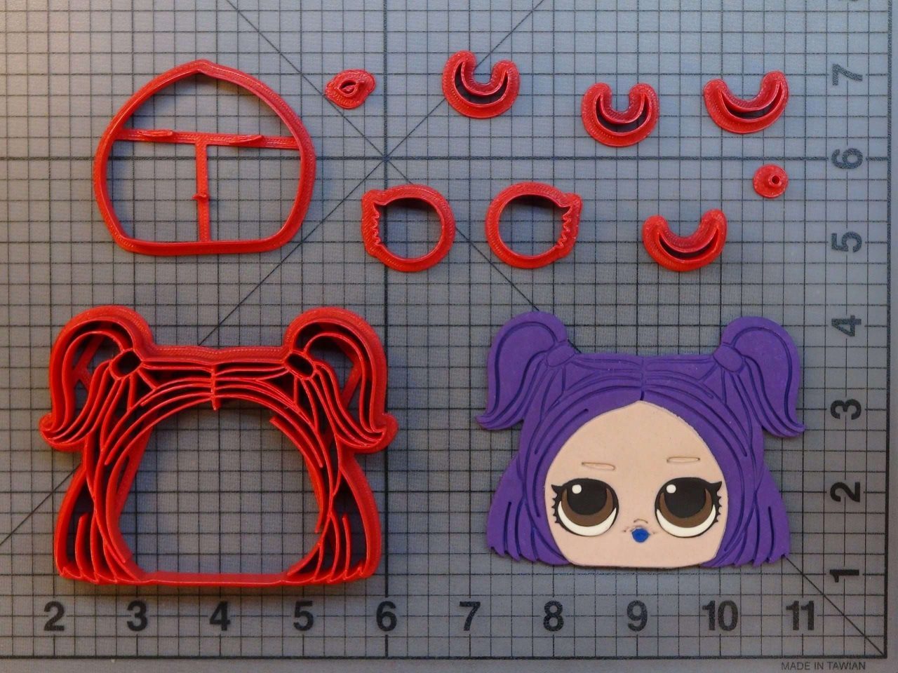 LOL Surprise Dolls - Dusk 266-B323 Cookie Cutter Set