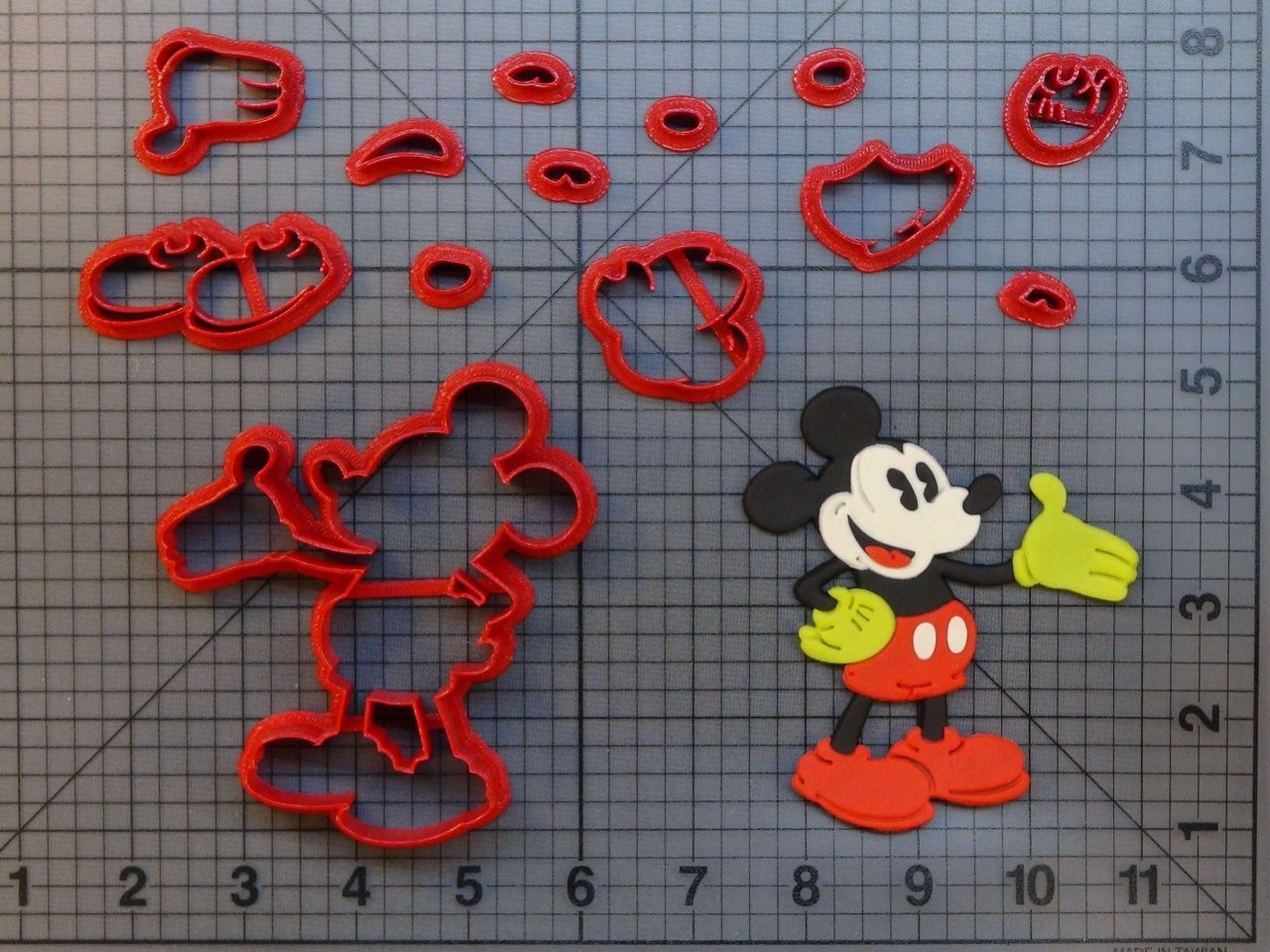 Mickey Mouse - 1930's 266-B292 Cookie Cutter Set
