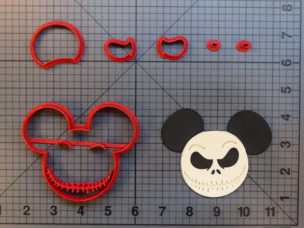 Disney Ears - Nightmare Before Christmas - Jack Skellington 266-B174 Cookie Cutter Set