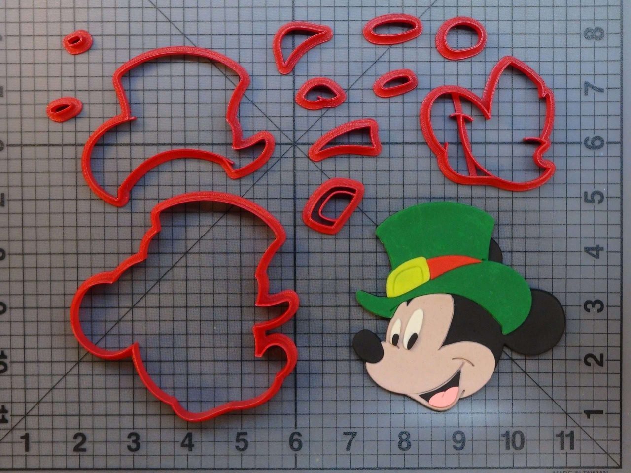 Mickey Mouse Pilgrim 266-B258 Cookie Cutter Set