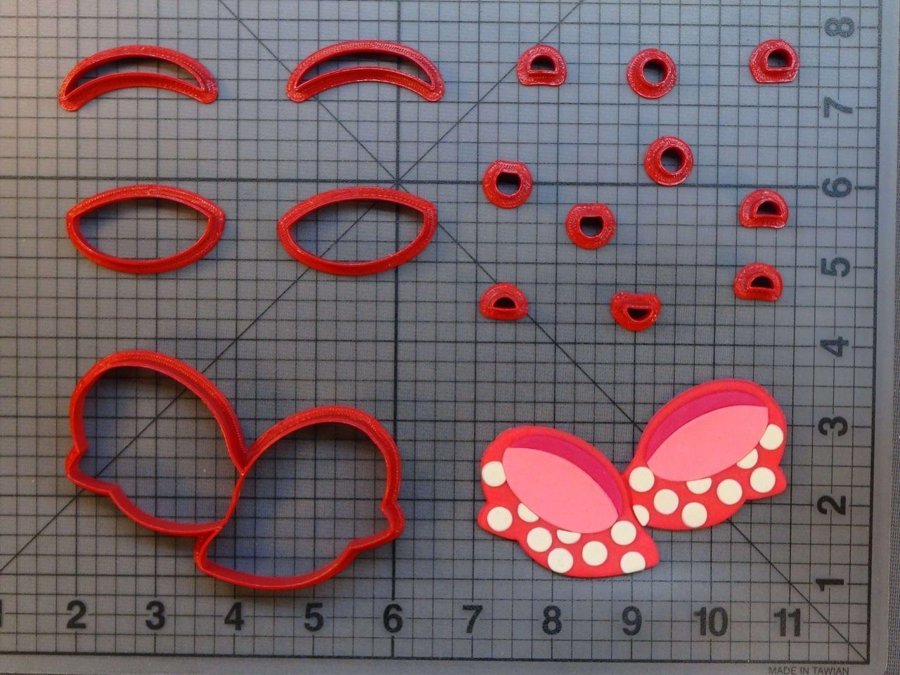 Minnie Mouse Shoes 266-B288 Cookie Cutter Set