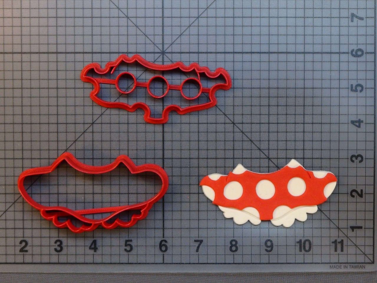 Minnie Mouse Skirt 266-B291 Cookie Cutter Set