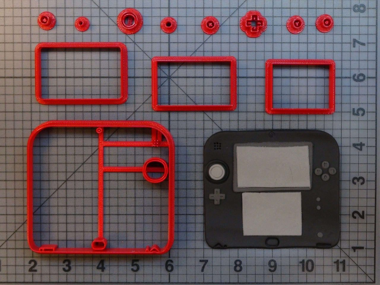 Nintendo 2DS 266-B327 Cookie Cutter Set