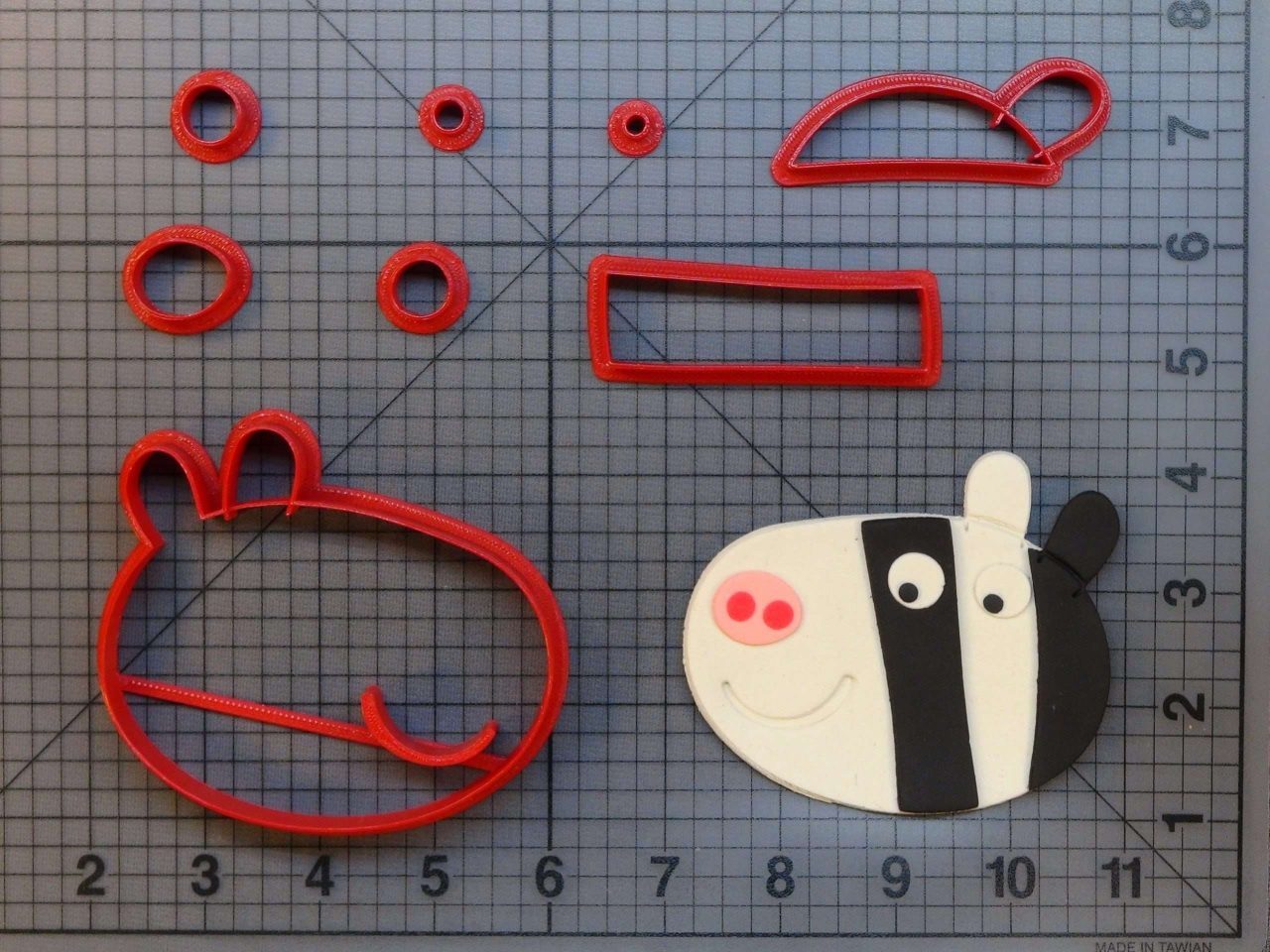 Peppa Pig - Zoe Zebra 266-B226 Cookie Cutter Set