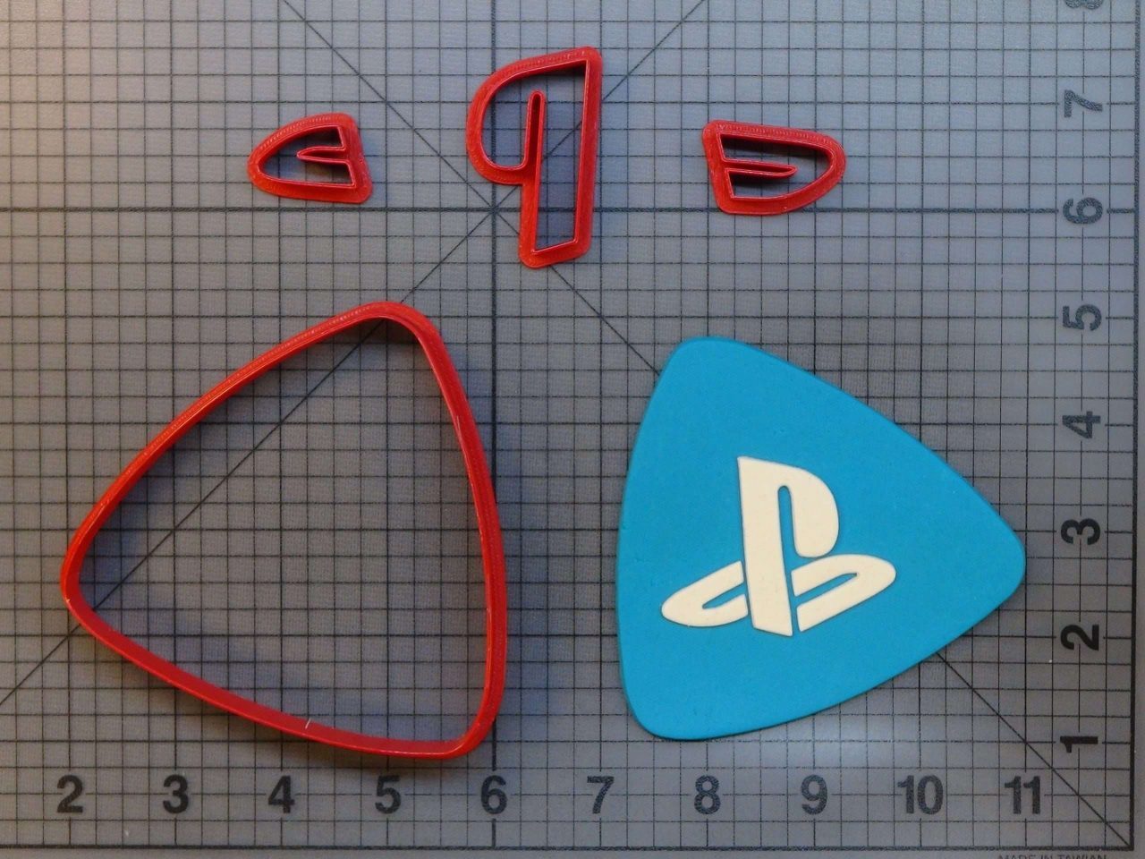 PlayStation Network Logo 266-B310 Cookie Cutter Set