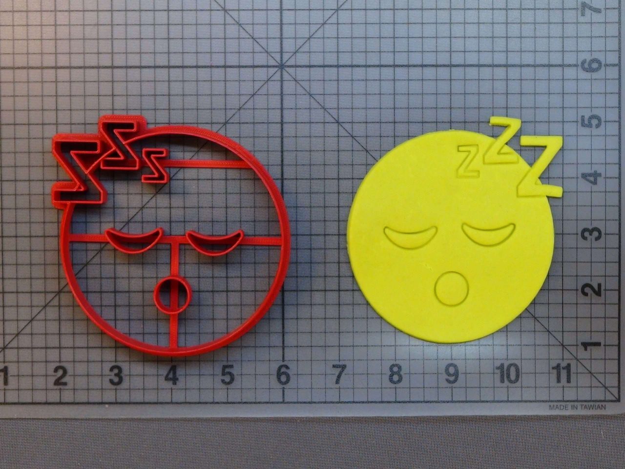 Sleepy Emoji 266-B314 Cookie Cutter