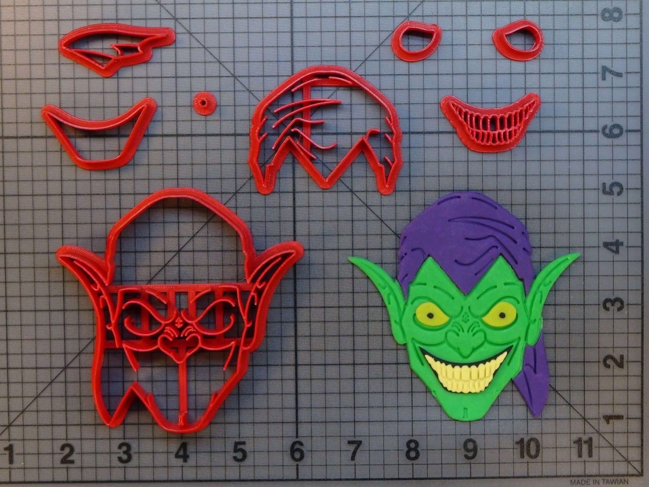Spiderman - Green Goblin 266-B231 Cookie Cutter Set
