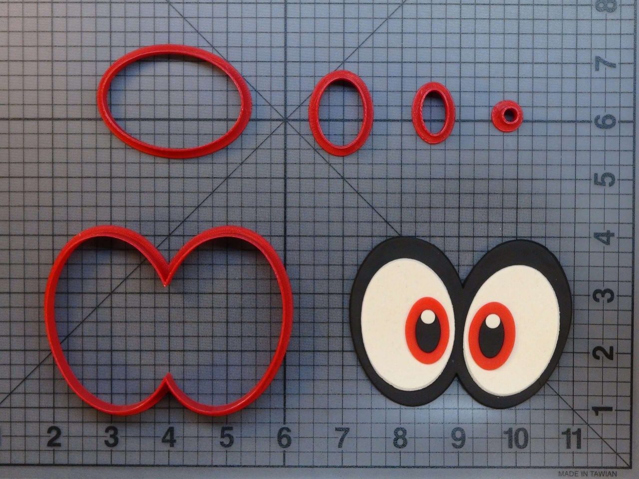 Super Mario Odyssey - Cappy Eyes 266-B200 Cookie Cutter Set