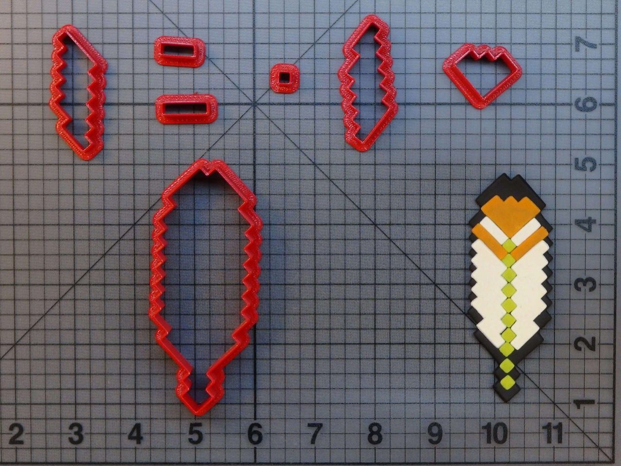 Super Mario - Retro Feather 266-B195 Cookie Cutter Set