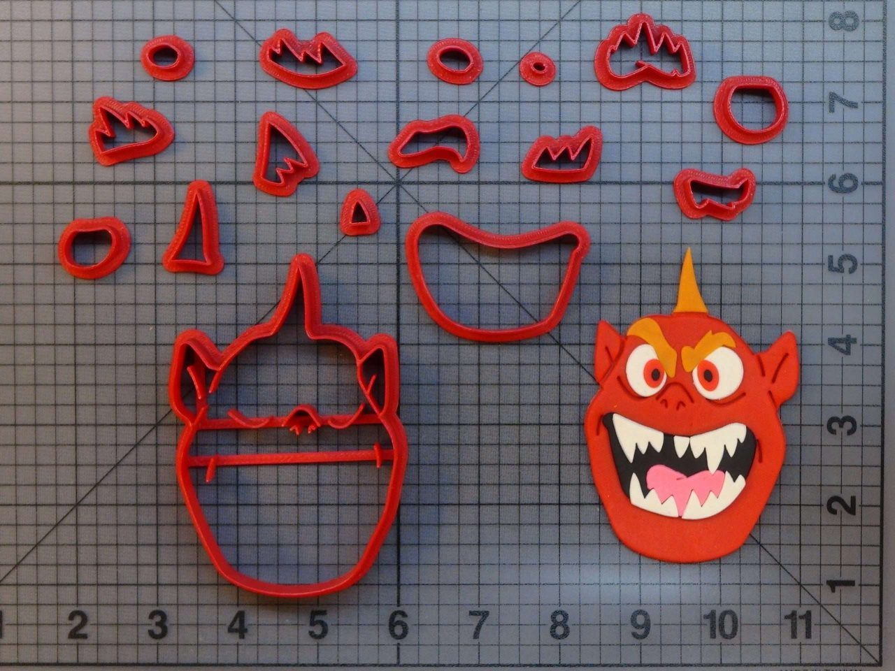 Mario Kart - Banana 266-B210 Cookie Cutter Set