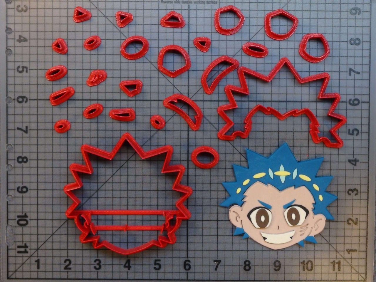 Beyblade - Valt Aoi 266-B370 Cookie Cutter Set