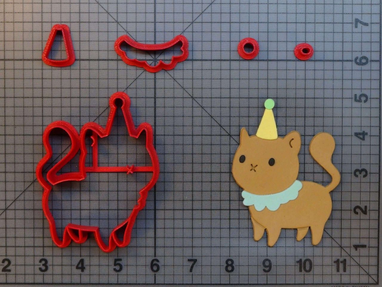 Birthday Cat 266-B389 Cookie Cutter Set