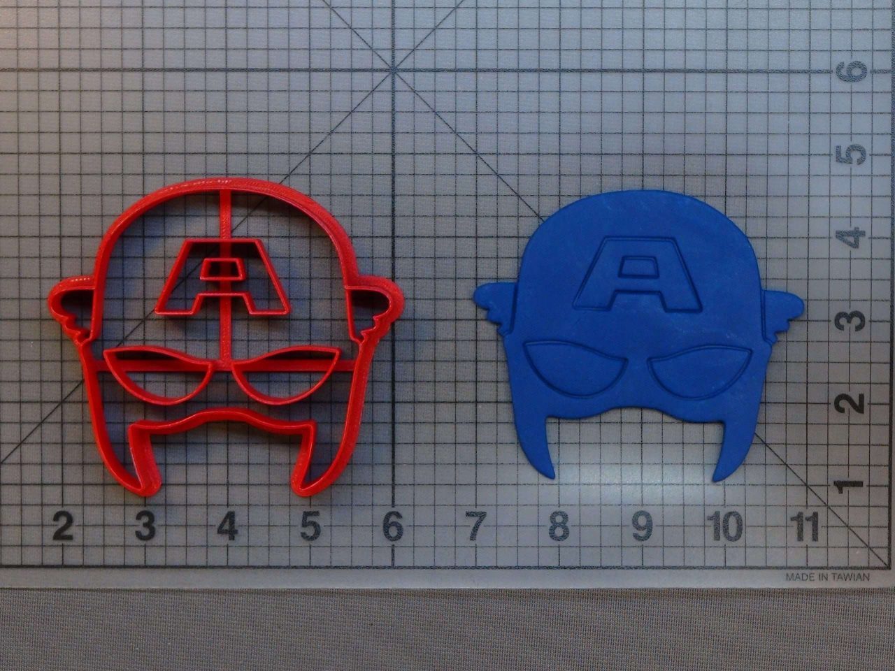 Captain America 266-B415 Cookie Cutter