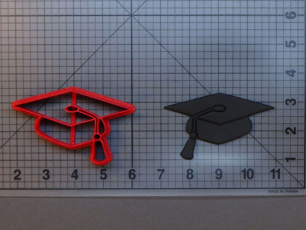 Graduation Hat 266-B445 Cookie Cutter