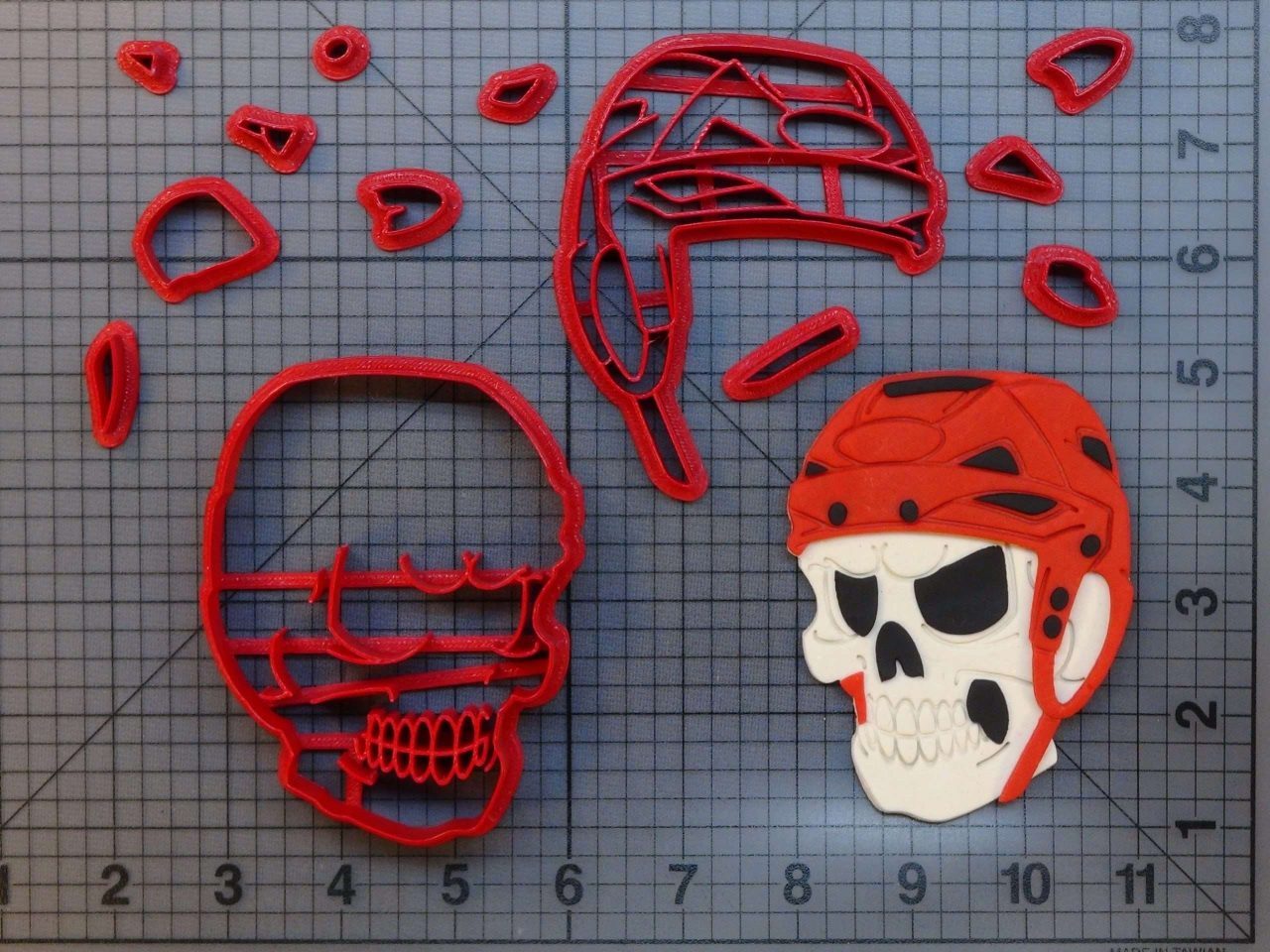 Hockey Skull 266-B477 Cookie Cutter Set