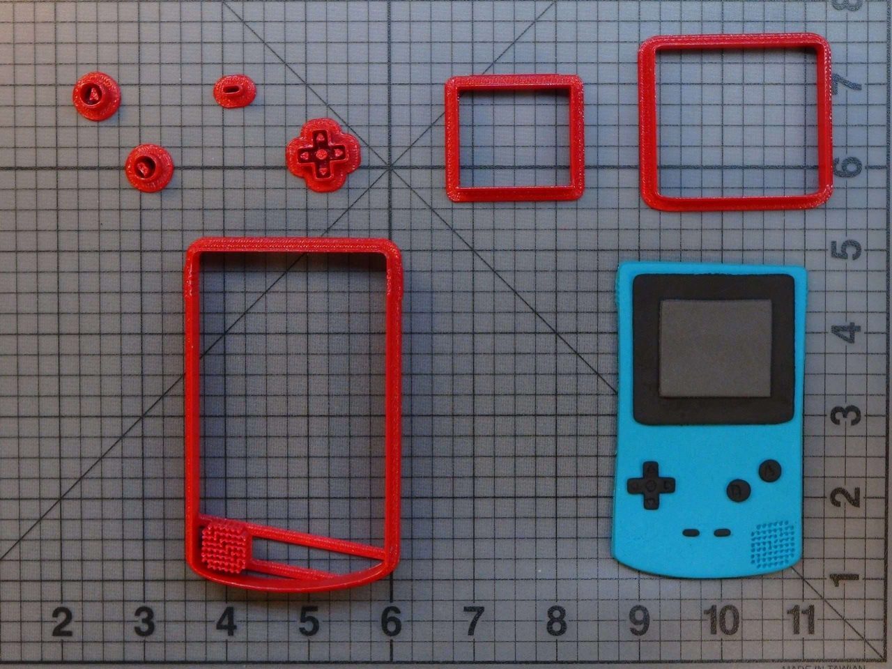 Nintendo GameBoy Color 266-B342 Cookie Cutter Set