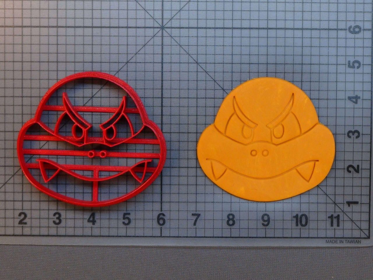 Super Mario - Boom Boom 266-B447 Cookie Cutter