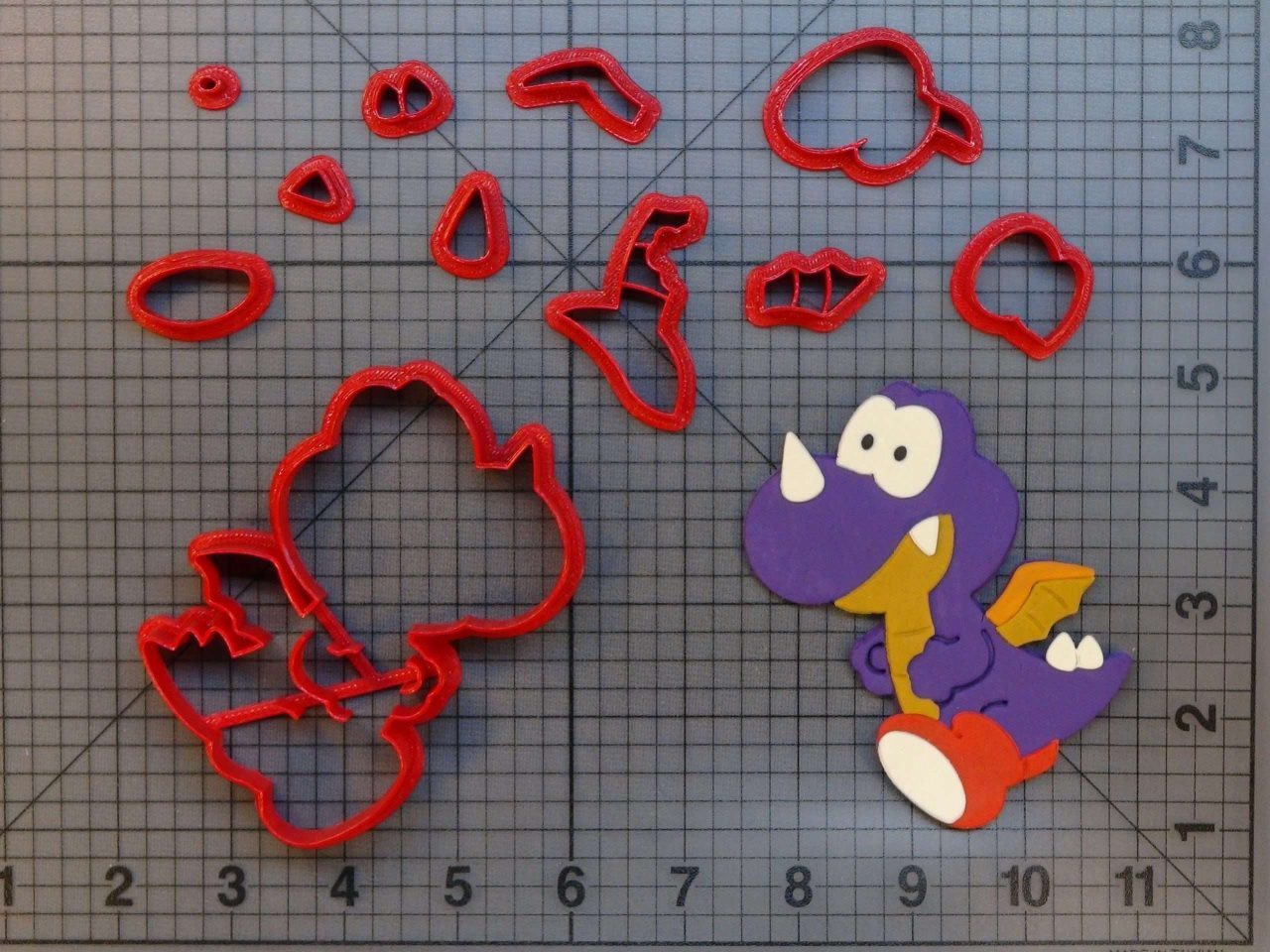 Super Mario - Porcupuffer 266-B420 Cookie Cutter Set